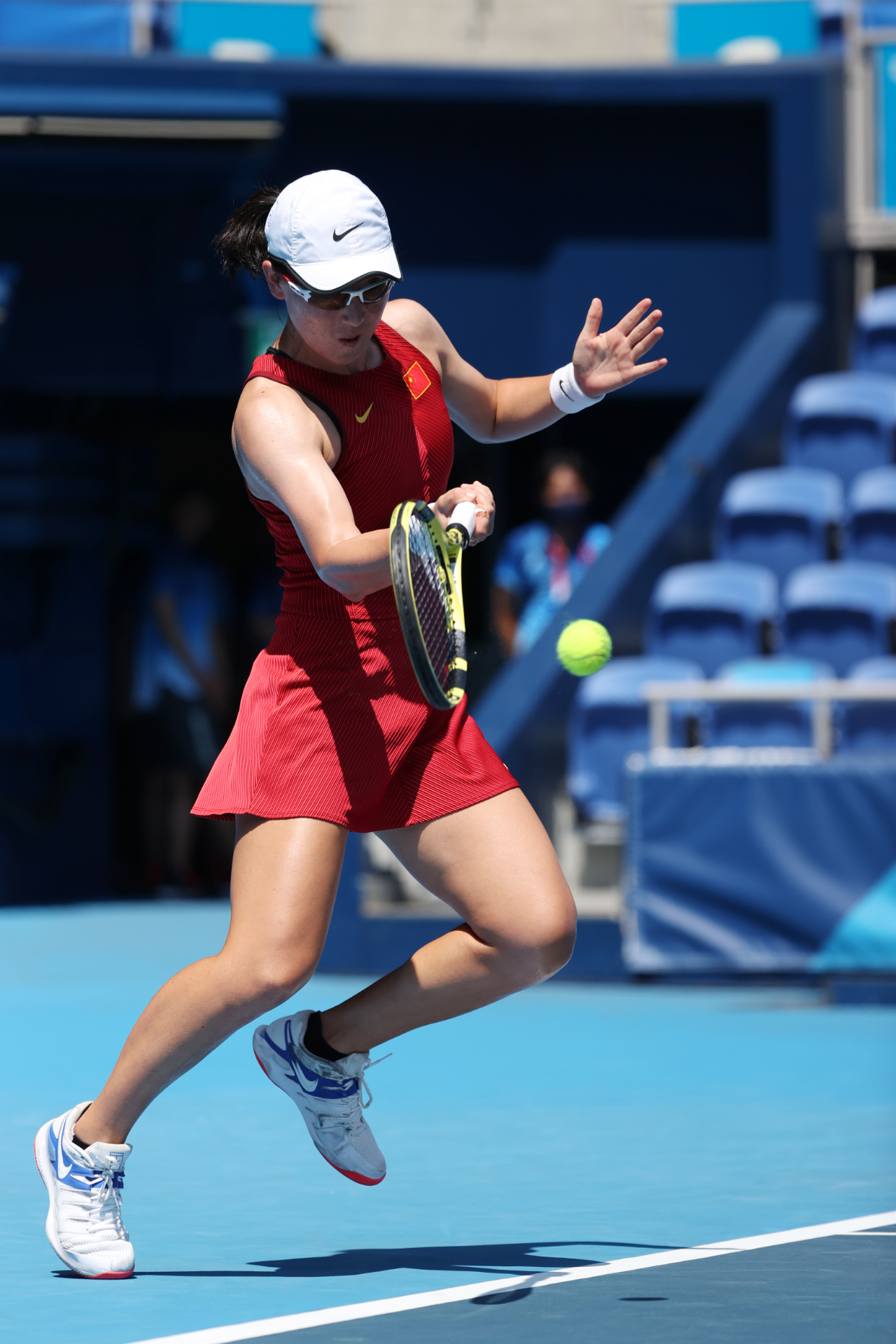 更是战术执 更是战术执