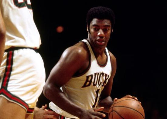 并不等于臂 并不等于臂